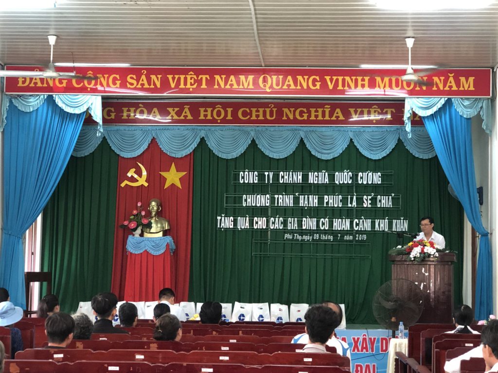 Hạnh phúc là sẻ chia